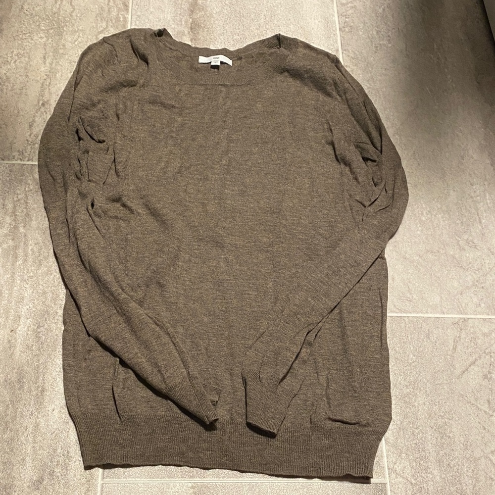 GAP sweater